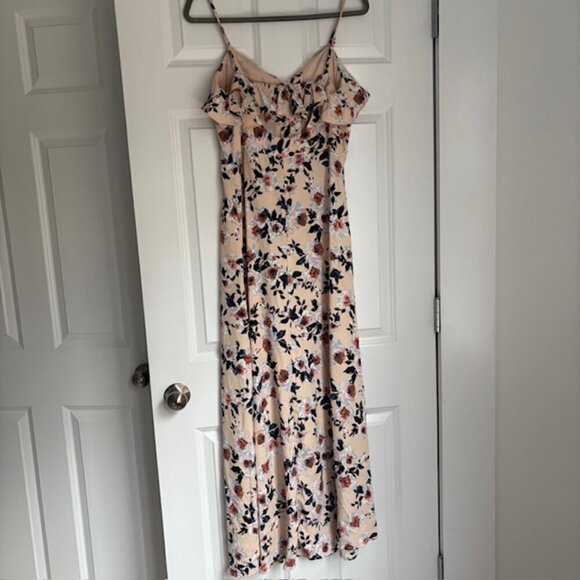 Band of Gypsies Blush Floral Maxi Dress - Picture 3 of 4